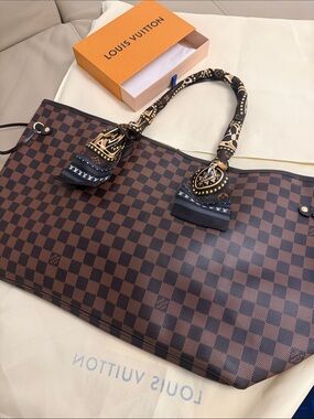 Louis Vuitton neverfull Damier GM tote